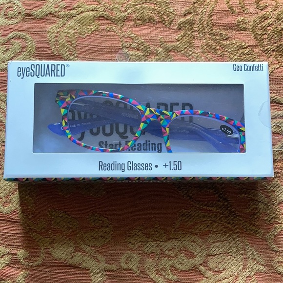 New in package eyeSQUARED Geo Confetti fashion readers and white felt case. - Picture 5 of 7